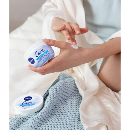 Nivea Crème visage & corps, nutrition intense, absorption rapide. 200ml